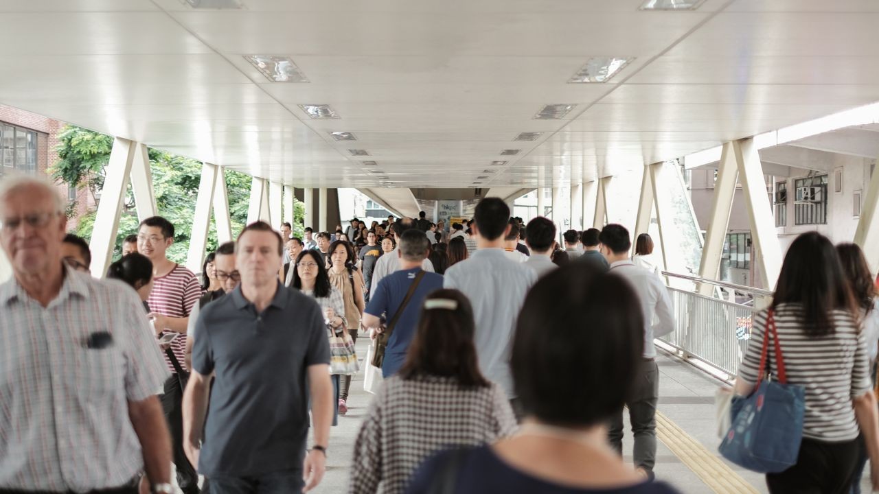 Berapakah Gaji Rata-rata Penduduk Hong Kong Pada tahun 2020?
