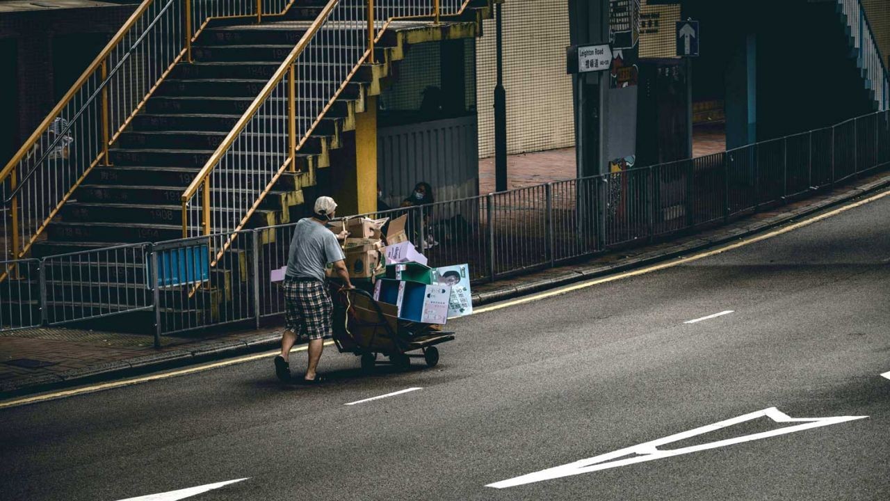 Setiap 5 Penduduk Hong Kong Ada 1 Yang Hidup Di Bawah Garis Kemiskinan. Bagimana Pemerintah Menentukan Garis Kemiskinan?